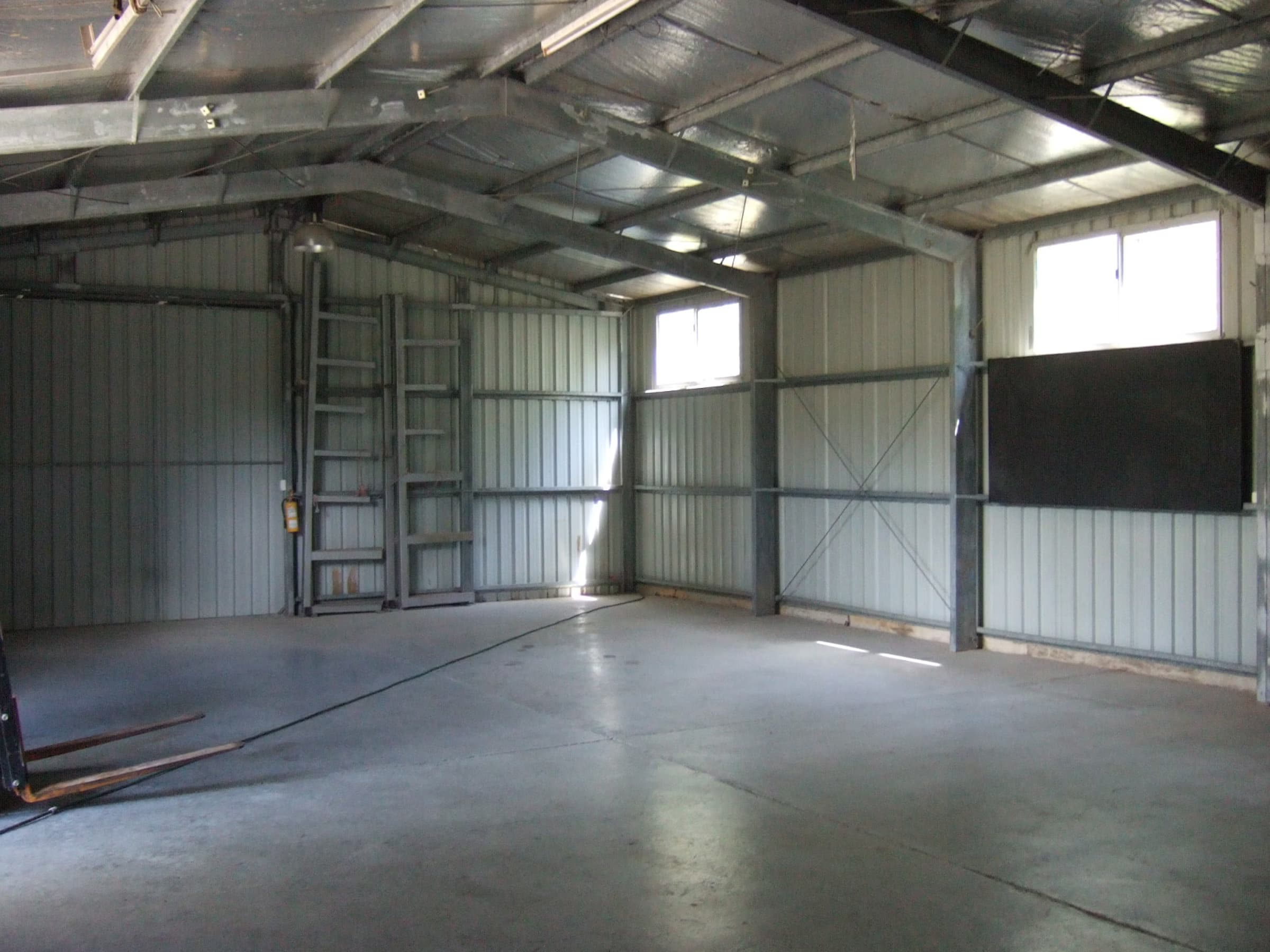 Shed-Tinbeerwah 4563